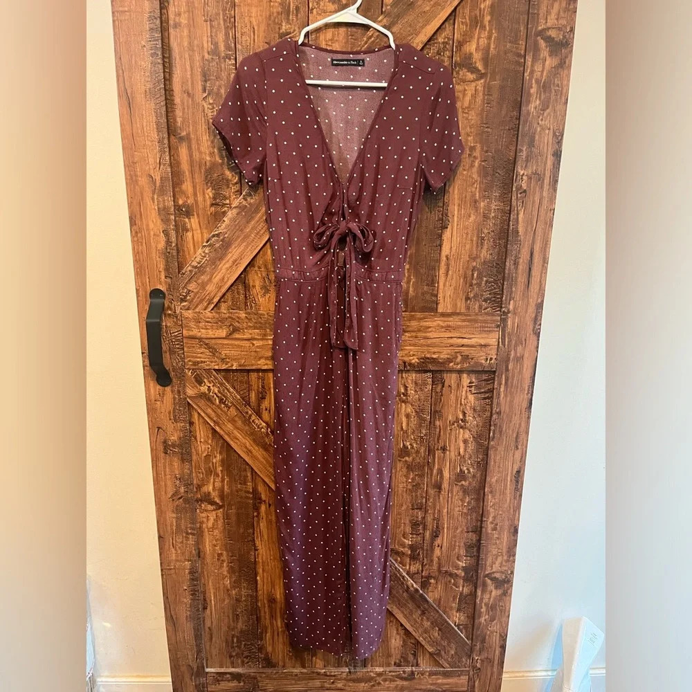 Abercrombie and Fitch Womens maroon polka dotted loose fit jumper/romper sx S